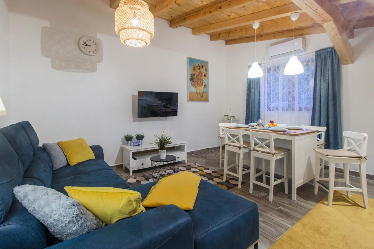 Luxury House Ivan With 4 Bedrooms Divojevici Exteriér fotografie